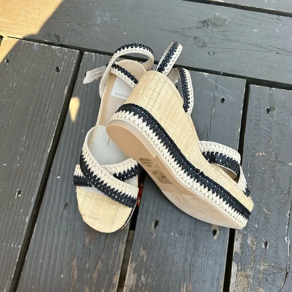 Dolce Vita Tallis wedge with ankle strap NWOT - Picture 4 of 6